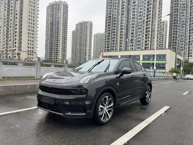 LYNK & CO Lynk 05 2.0TD four-wheel drive Halo