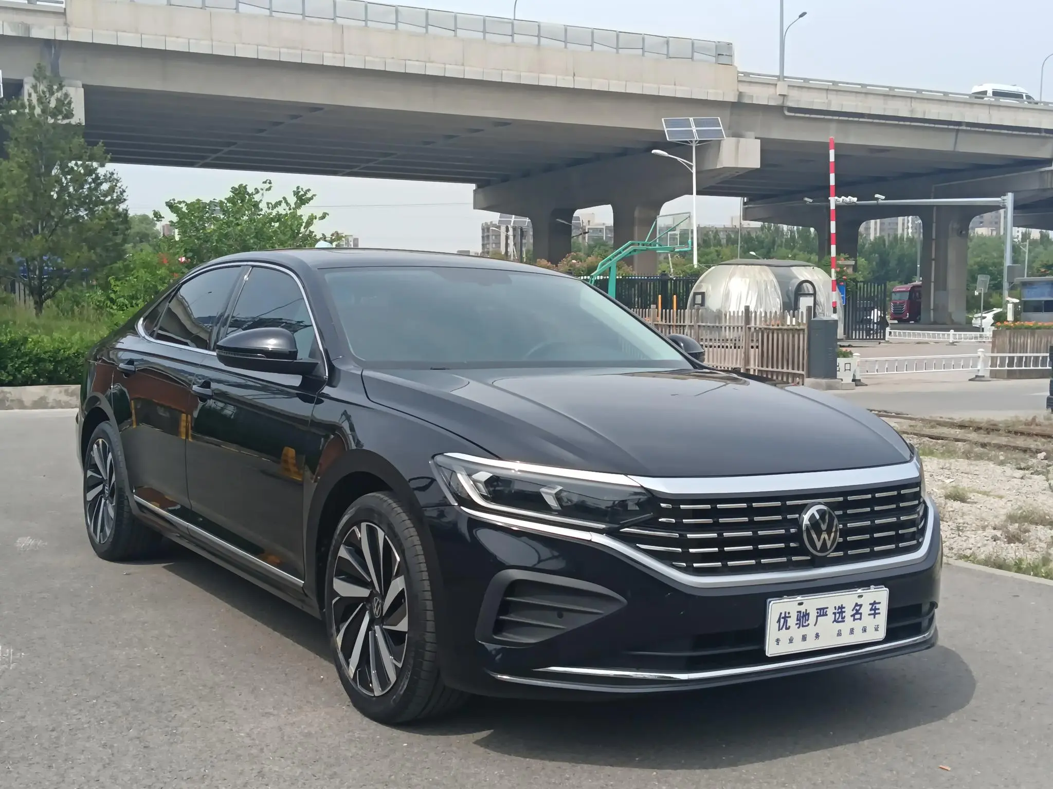 Volkswagen Passat Outstanding 380TSI Longteng Edition