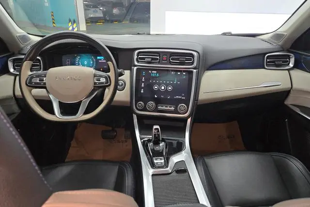 LYNK & CO Lynk 01 2.0T two-wheel drive Yao Pro version
