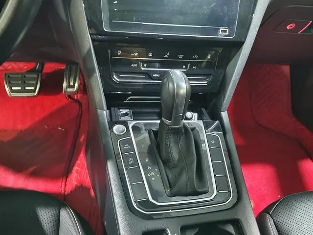 Volkswagen Volkswagen CC 330TSI Charm Edition Country VI