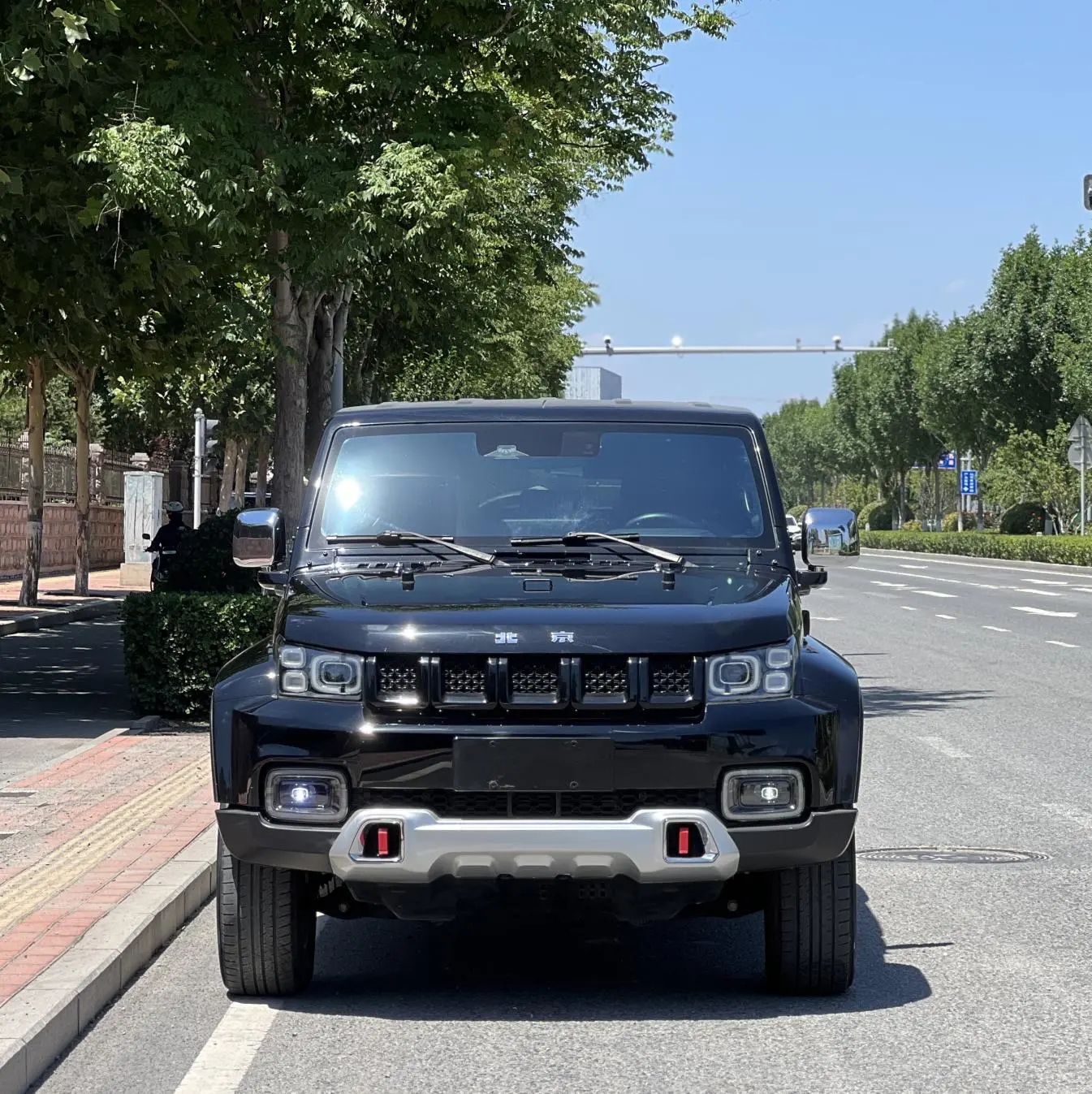 Beijing Beijing off-road BJ40 2.0T automatic four-wheel drive City Hunter edition knight type