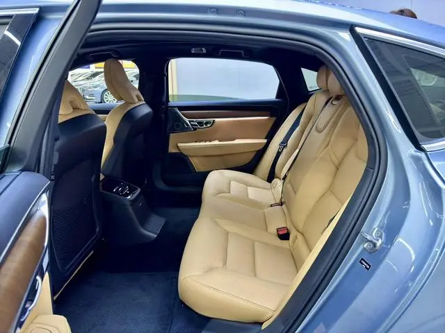 Volvo Volvo S90 PHEV T8 E-drive hybrid Zhiya Edition Country V