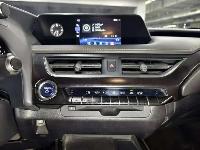 Lexus Lexus UX 260h Exploration*Cool Edition Country VI