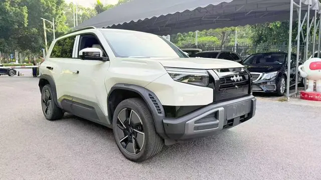 FANG CHENG BAO Titanium 3 501KM four-wheel drive Ultra version
