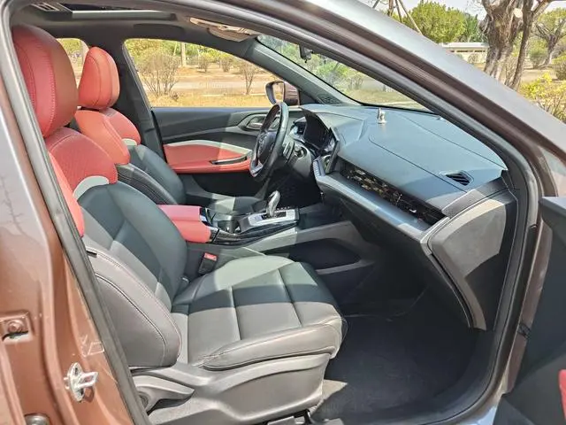 MG MG5 300TGI DCT Chaoyue Premium Edition