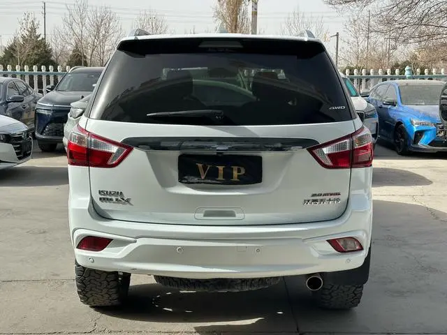 Isuzu mu-X Shepherd Ranger 2.0T gasoline automatic four-wheel drive Ultimate Edition 5 seats