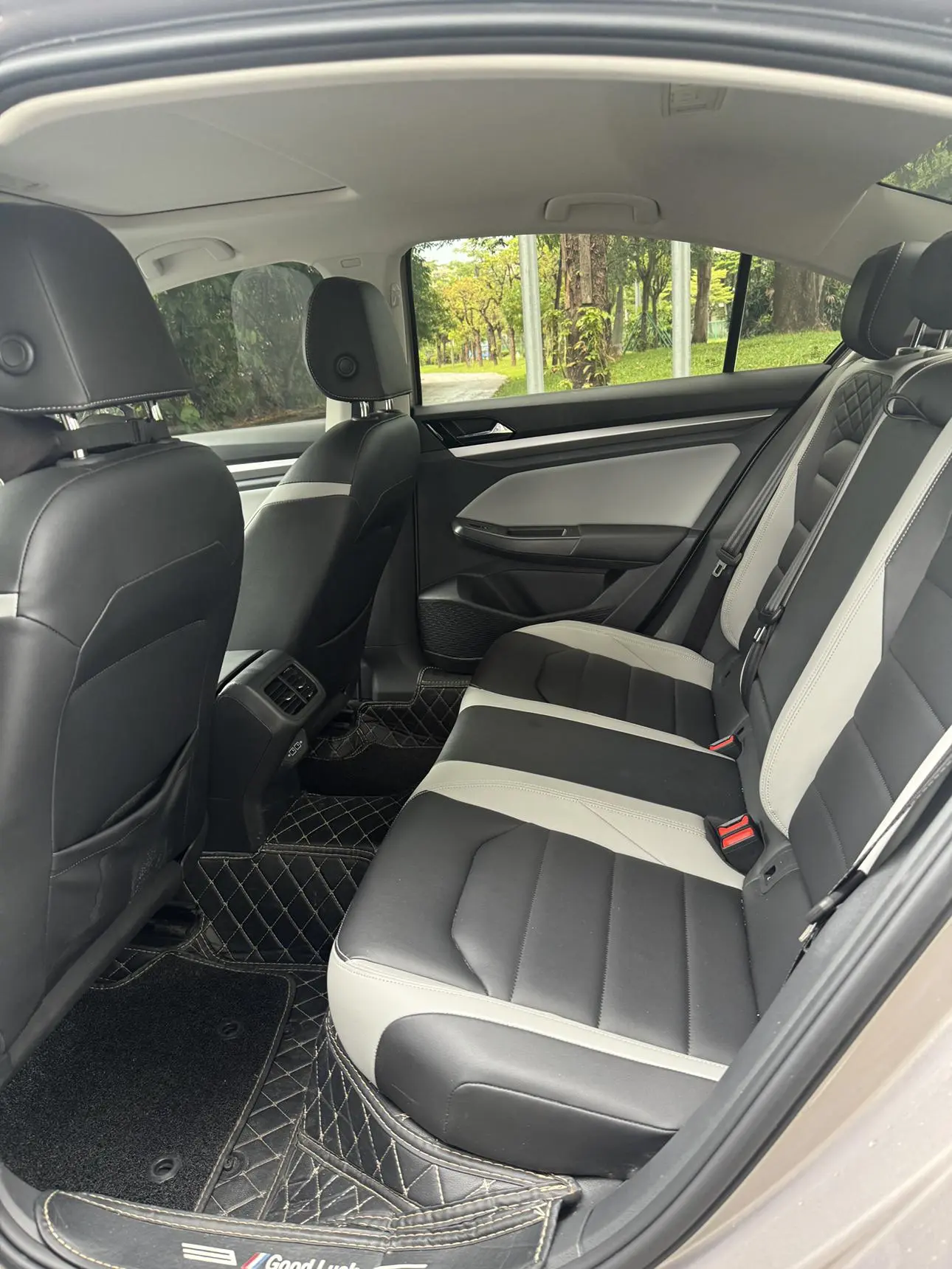 Volkswagen Bora 300TSI DSG Premium Edition