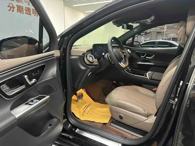 Mercedes-Benz Mercedes-Benz EQE SUV EQE SUV 500 4MATIC Deluxe Edition