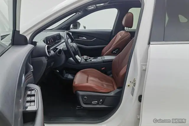 Dongfeng Fengxing Popular T5 EVO 1.5TD DCT Xingyao Edition