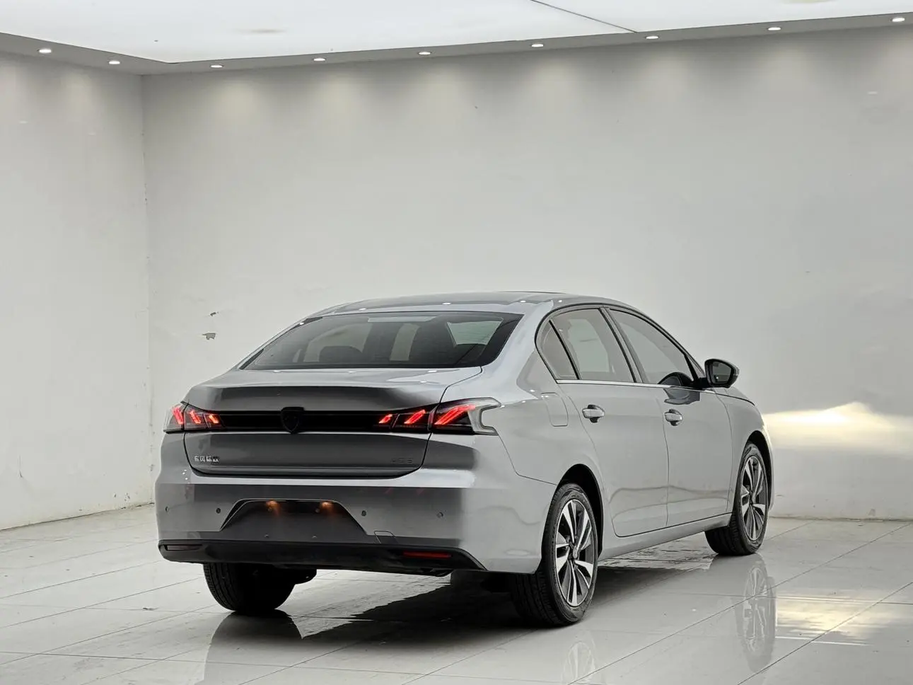 Peugeot Peugeot 408 360THP model drawing version
