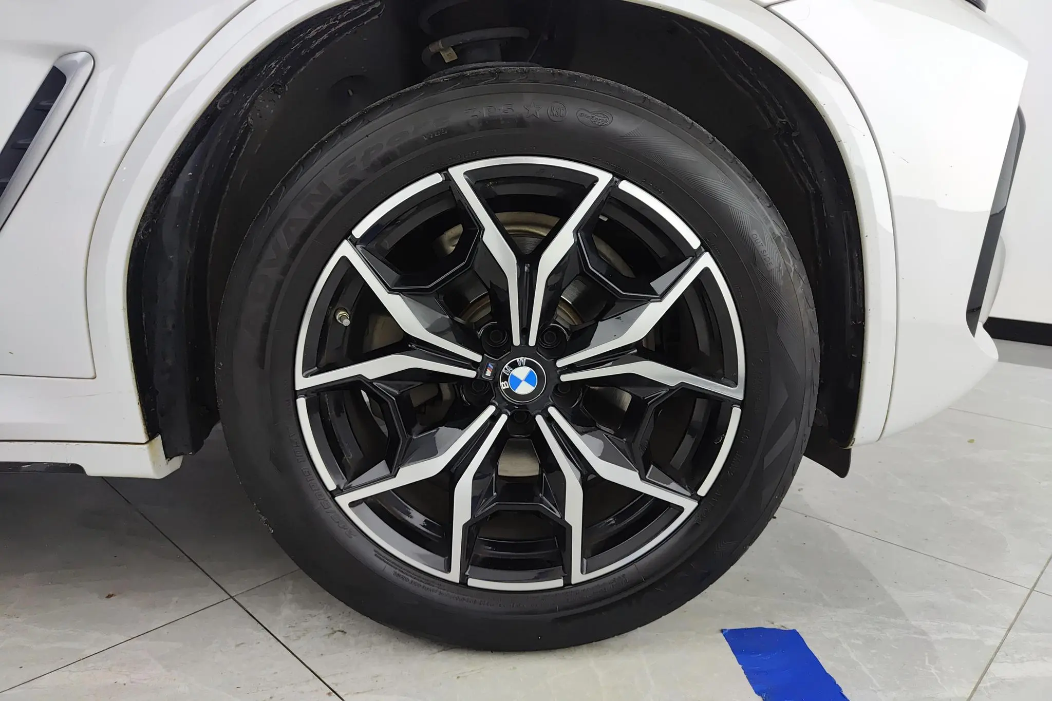 BMW BMW X3 xDrive25i M sports suit