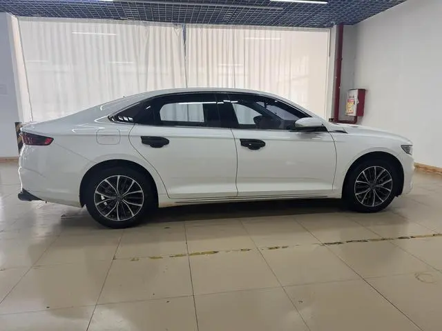 Geely Xingrui 2.0T luxury