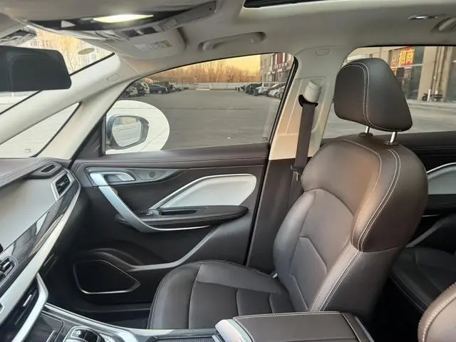 Geely Jiajie 1.8TD DCT Luxury