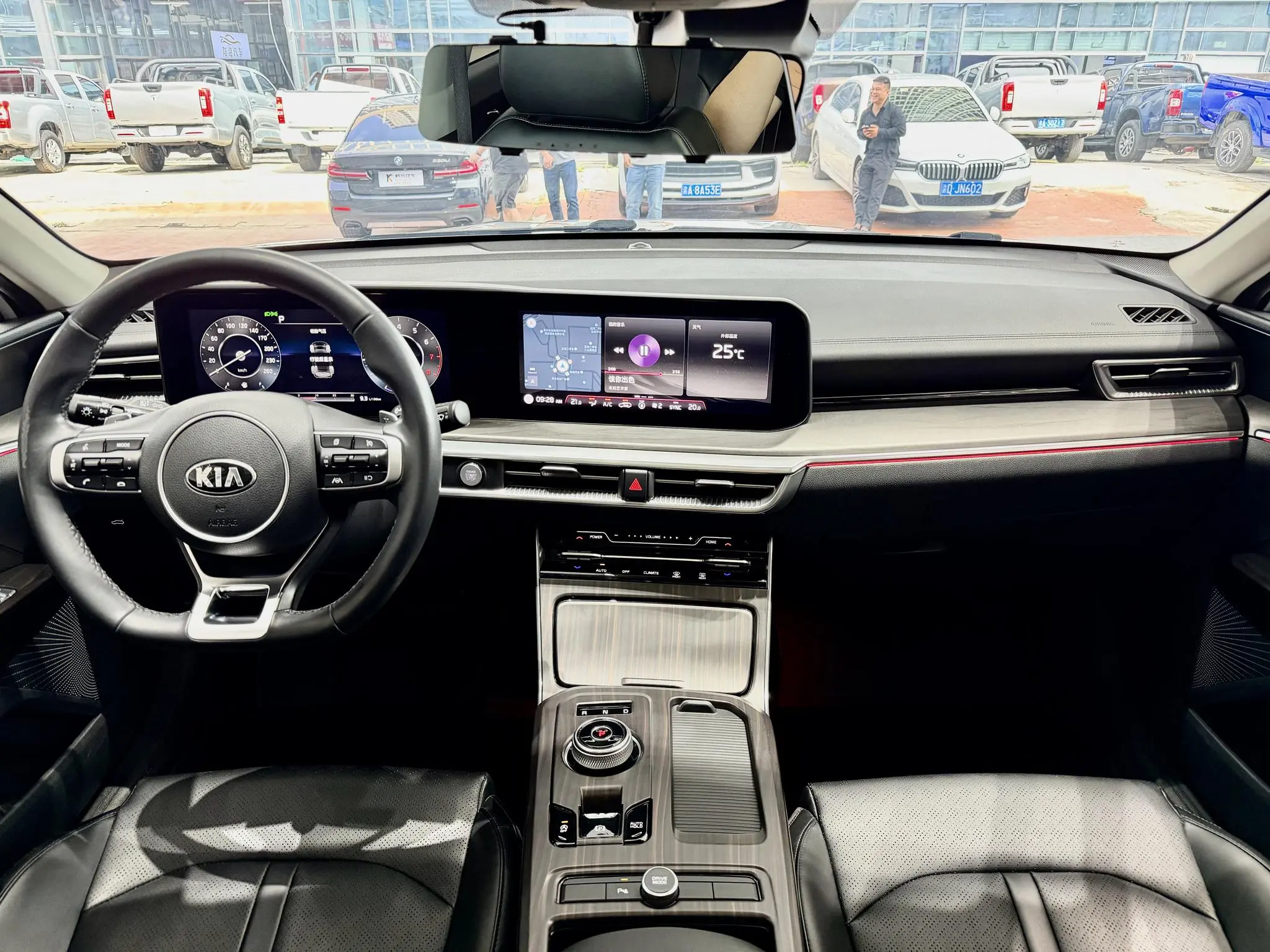 Kia Kia K5 270T CVVD Luxury Technology Edition