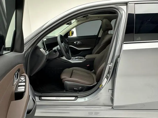 BMW BMW i3 Facelift eDrive40L Yao Ye Set