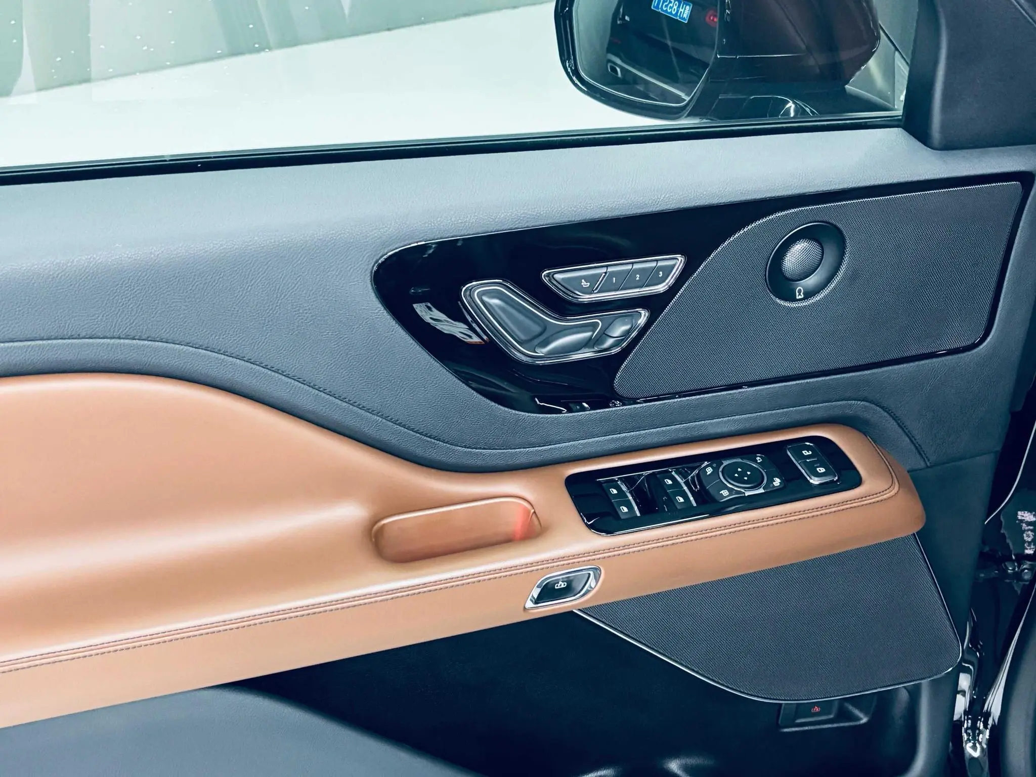 Lincoln Flying home 3.0T V6 four-wheel drive Zunya edition