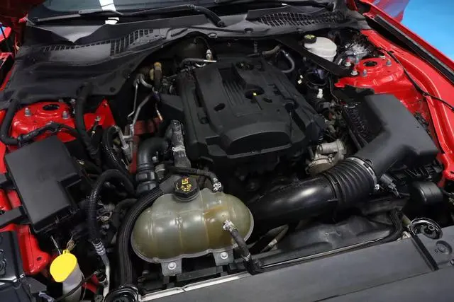 Ford Mustang 2.3T Performance Version