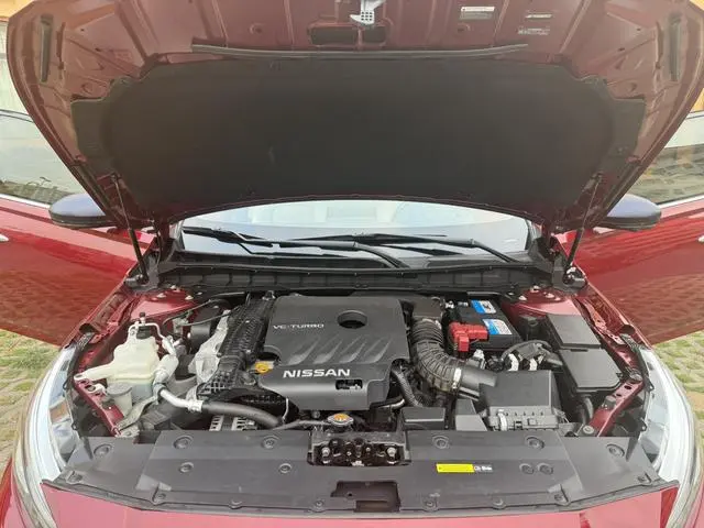 Nissan Teana 2.0 T XV AD1 Zhizun Pilot Edition