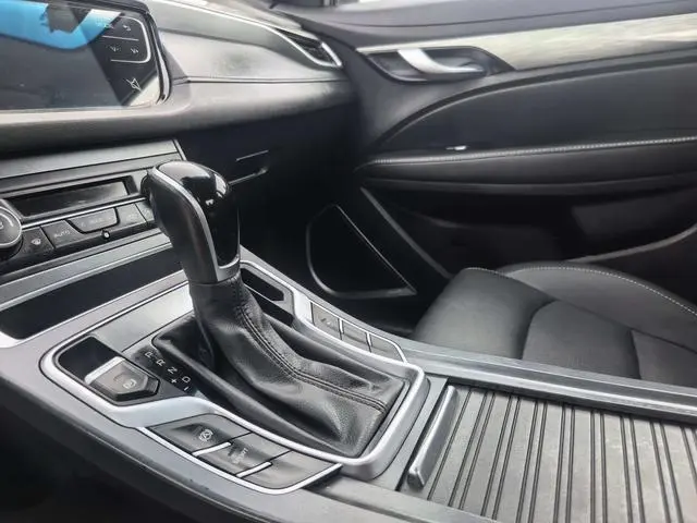 Geely Emgrand Leading version 1.5L CVT luxury Country VI