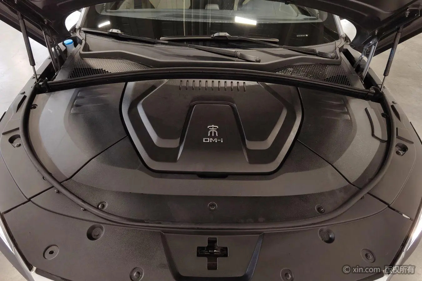 BYD Song PLUS DM DM-i 110KM two-wheel drive flagship PLUS