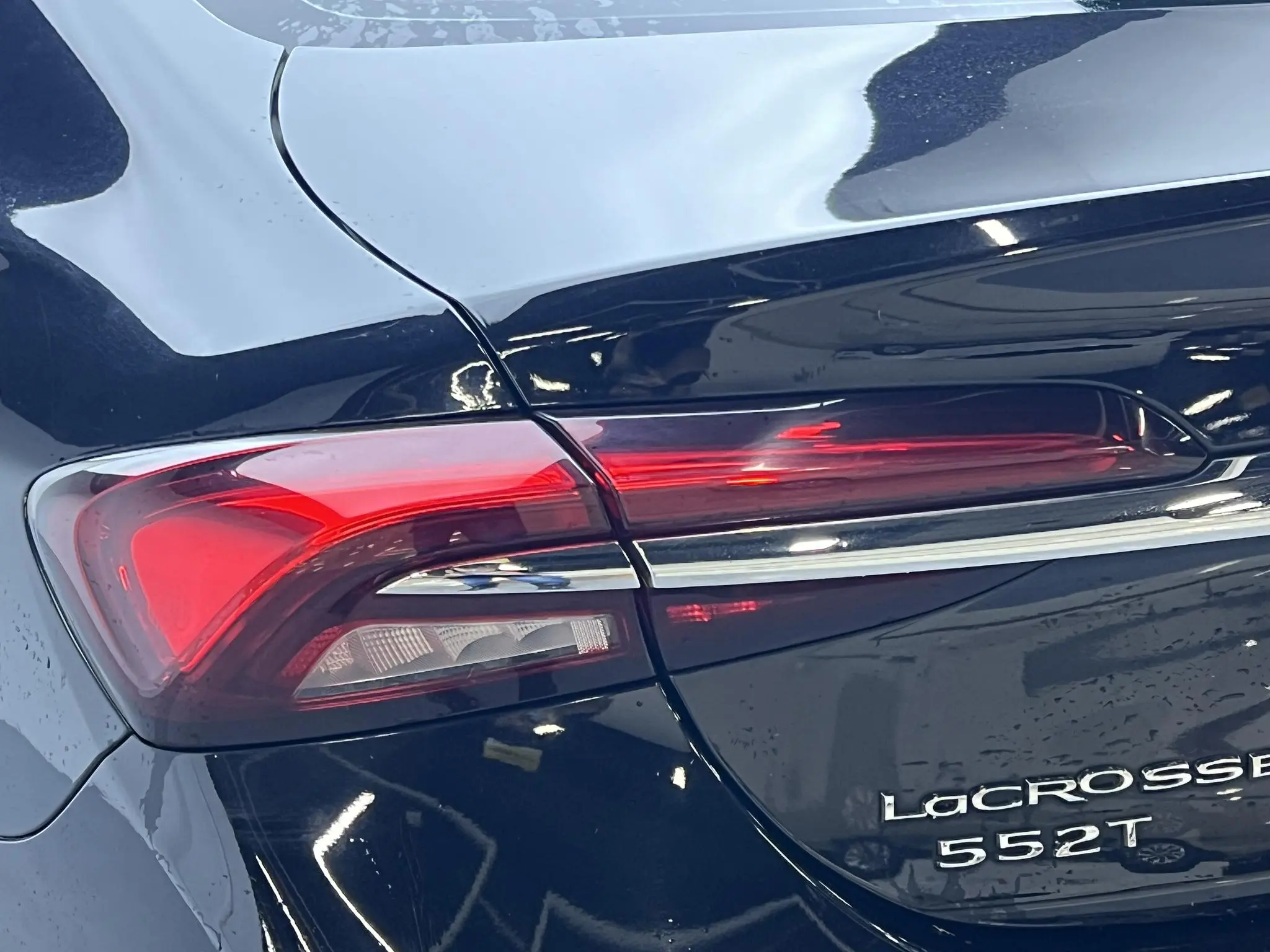 Buick Lacrosse 552T luxury
