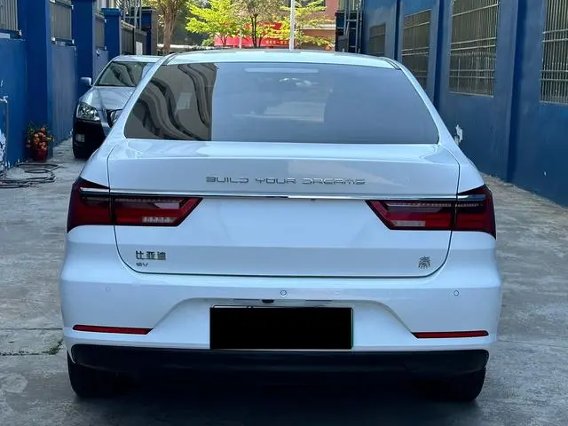BYD Qin Yu Travel edition