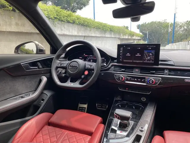 Audi Audi S4 3.0TFSI