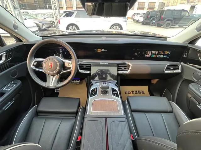 Hongqi Hongqi E-HS9 660km Qichang version six seats