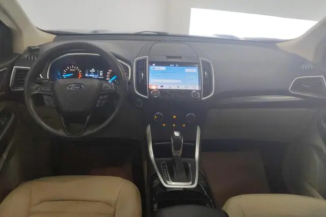 Ford Sharp World EcoBoost 245 two-wheel drive elite 5-seater country V