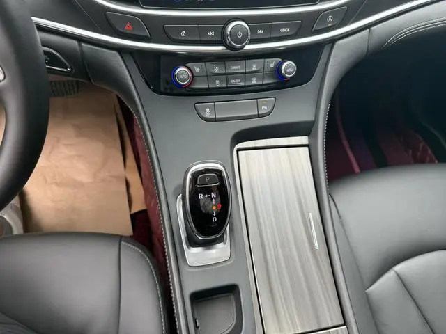 Buick Lacrosse 552T luxury