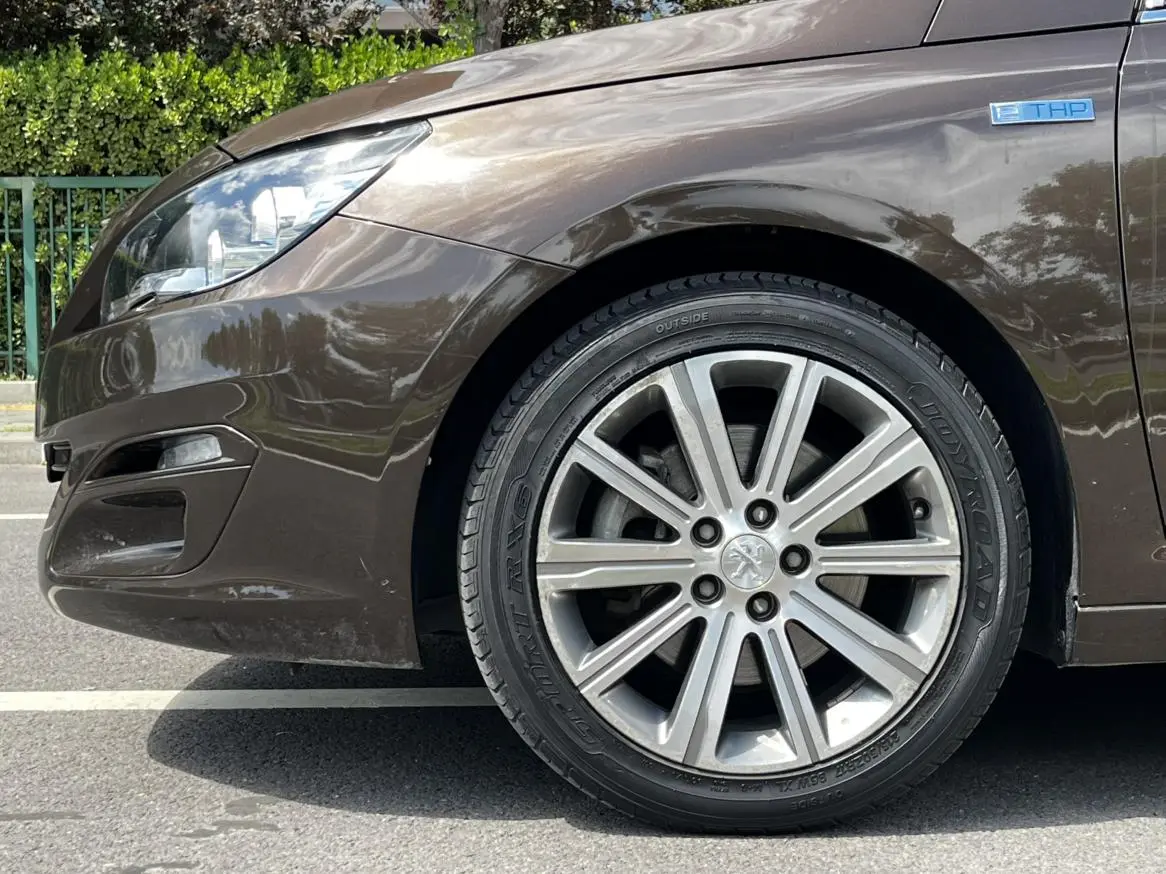 Peugeot Peugeot 408 1.6T Automatic Deluxe Edition