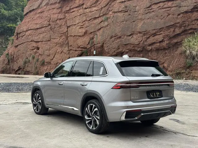 Geely Xingyue L 2.0TD high-power automatic two-wheel drive cloud version