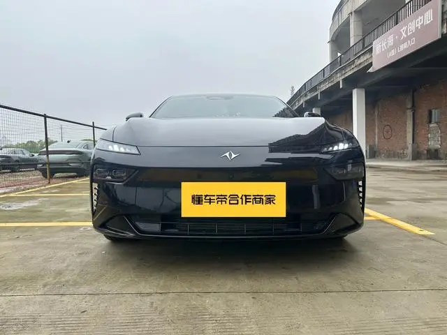 Dongfeng eπ eπ007 Extended range 200 Ruyi Edition
