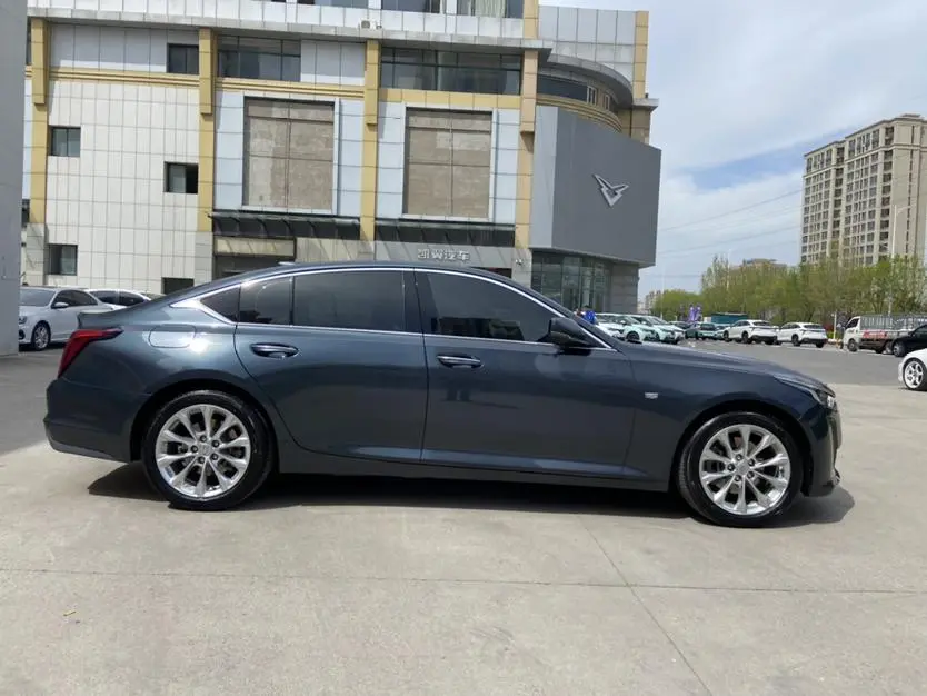 Cadillac Cadillac CT5 28T Luxury Standard Edition