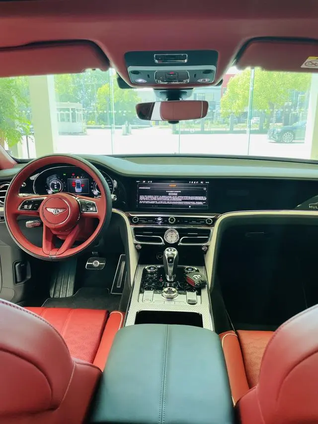 Bentley Flying Spur PHEV 4.0T V8 Mulliner