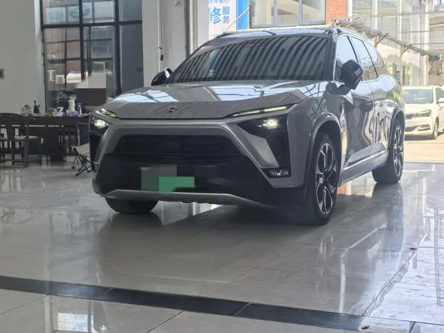 NIO NIO ES8 580KM base version six seats