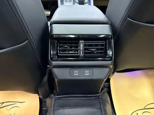 Honda Accord PHEV e: PHEV Ultimate Edition