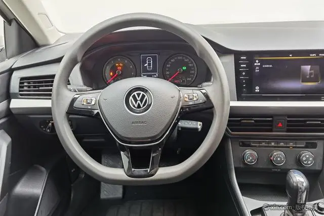 Volkswagen Lavida 1.5L automatic fashion version