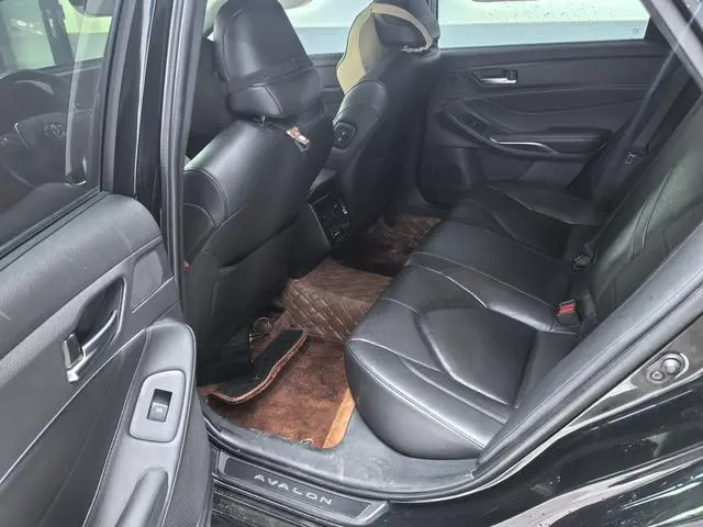 TOYOTA Asian dragon 2.0L XLE Exclusive Edition Country VI