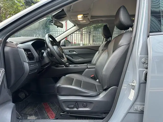 Nissan Qijun VC-Turbo 300 CVT 2WD Deluxe Edition
