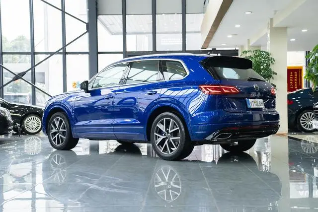 Volkswagen Touareg 3.0 TSI Ruixiang Edition Classic Sports Suit