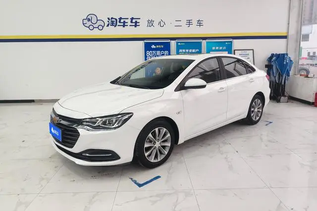 Chevrolet Cruze 320 automatic Enjoy Skylight version