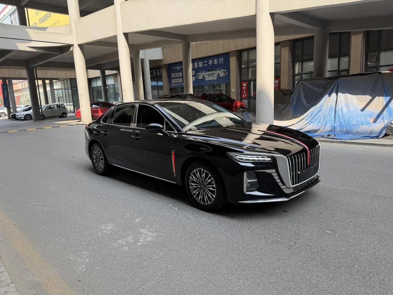Hongqi Hongqi H5 1.5T DCT Zhilian Flag Rhyme Version