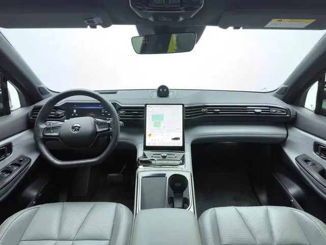 NIO NIO ES8 580KM six-seater version