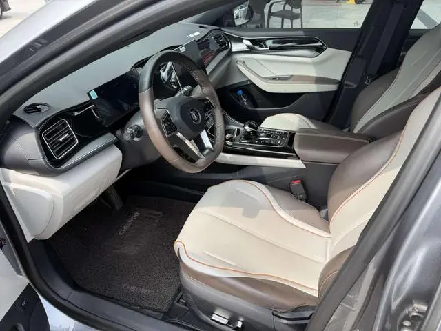 BYD Qin PLUS DM DM-i Champion Edition 55KM Transcendent Type