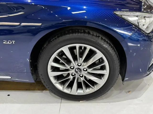 Infiniti Infiniti Q50L 2.0T Premium Version Country VI