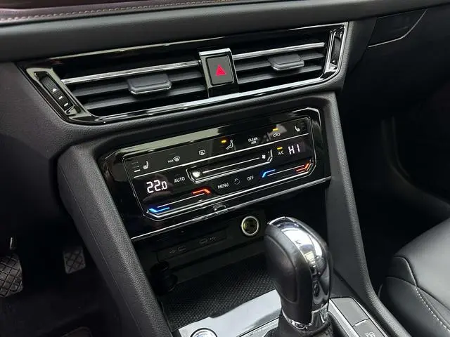 Volkswagen Tuyue 330TSI four-wheel drive Ultimate Edition