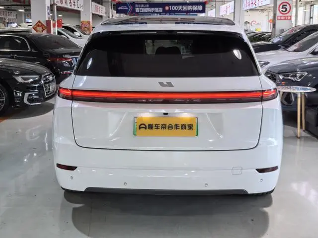 Li Auto Ideal L7 Max version