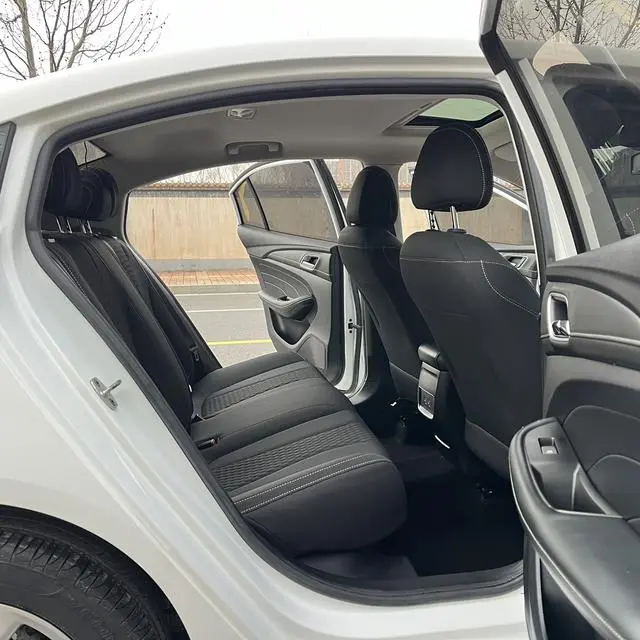Roewe Roewe i5 1.5L automatic 4G Interconnection Linghao Version