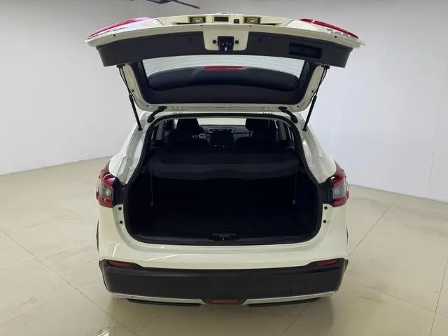 Nissan Qashqai 2.0L CVT Smart Edition